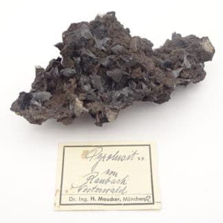 Pyrolusite, Roßbach Mine, Raubach, Rhénanie-Palatinat, Allemagne.