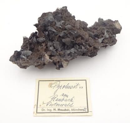 Pyrolusite, Roßbach Mine, Raubach, Rhénanie-Palatinat, Allemagne.