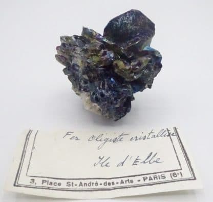 Fer oligiste cristallisé (hématite), Ile d’Elbe, Italie.