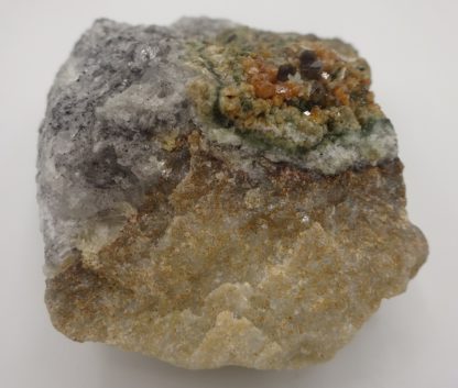 Vésuvianite (idocrase), Vésuve, Italie.