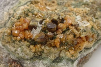 Vésuvianite (idocrase), Vésuve, Italie.