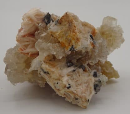 Cérusite sur barytine avec galène, minéraux de Mibladen, Maroc.