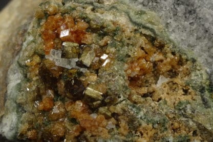 Vésuvianite (idocrase), Vésuve, Italie.