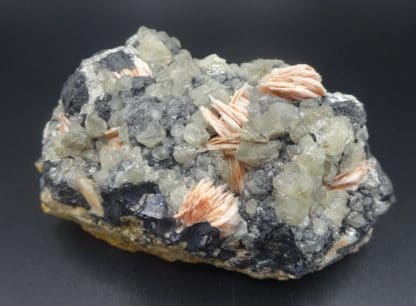 Cérusite et Baryte sur Galène, Mibladen, Maroc.