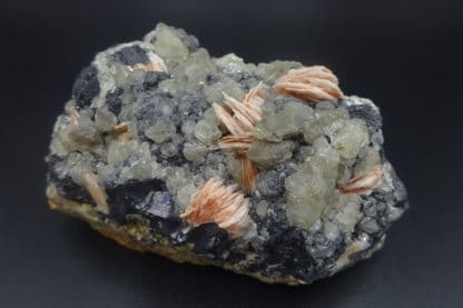 Cérusite et Baryte sur Galène, Mibladen, Maroc.