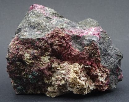 Rosélite et Wendelwilsonite, mine de Bou Azzer, Maroc.