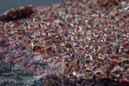 Rosélite et Wendelwilsonite, mine de Bou Azzer, Maroc.