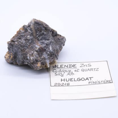 Blende (sphalérite) et quartz, Huelgoat, Finistère.