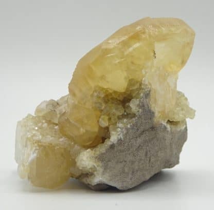 Calcite, Landelies, Montigny-le-Tilleul, Hainaut, Belgique.