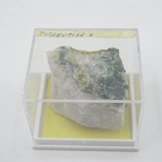 Turquoise sur quartz, Tier des Carrières, Cahay, Vielsalm, Belgique.