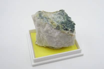 Turquoise sur quartz, Tier des Carrières, Cahay, Vielsalm, Belgique.