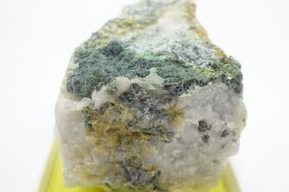 Turquoise sur quartz, Tier des Carrières, Cahay, Vielsalm, Belgique.