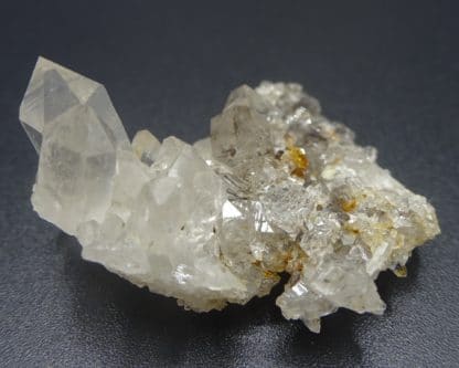 Monazite, Rutile sur Quartz, Vallée de Claus, Grisons, Suisse.