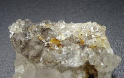 Monazite, Rutile sur Quartz, Vallée de Claus, Grisons, Suisse.