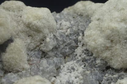 Dolomite et calcite, tunnel du Simplon, Valais, Suisse.