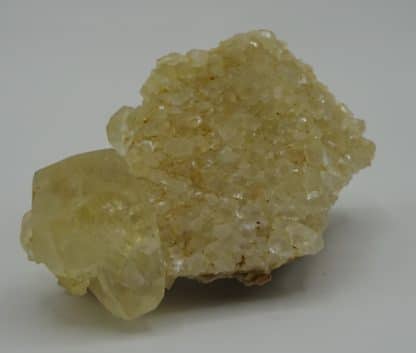 Calcite gemme, Landelies, Hainaut, Belgique.