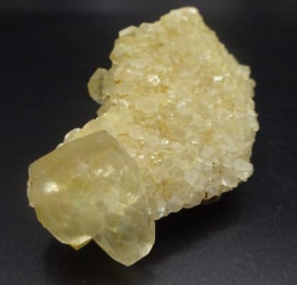 Calcite gemme, Landelies, Hainaut, Belgique.