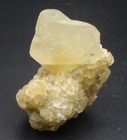 Calcite, Landelies, Montigny-le-Tilleul, Hainaut, Belgique.