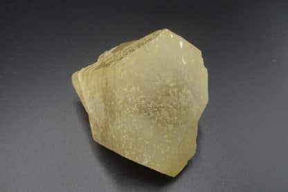 Calcite jaune, Landelies, Hainaut, Belgique.