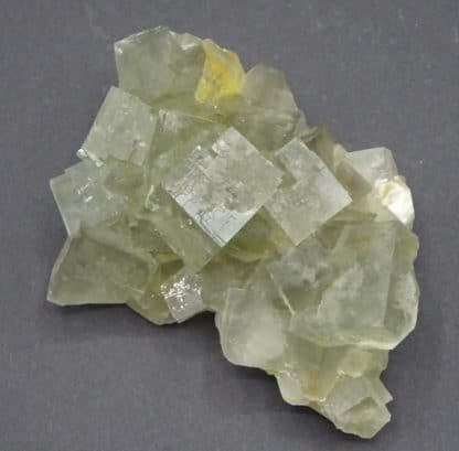 Fluorite cubique verte, mine de L’Avellan, Var, France.