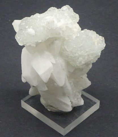 Fluorite verte sur Calcite, mine de Fontsante, Var.