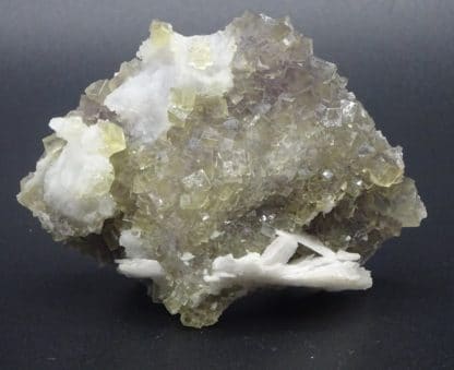 Fluorite verte et Barytine, mine de Fontsante, Var (83).