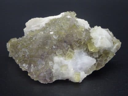 Fluorite verte et Barytine, mine de Fontsante, Var (83).