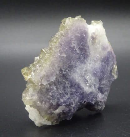 Fluorite verte et Barytine, mine de Fontsante, Var (83).