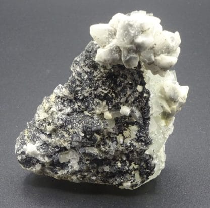 Calcite et Blende sur Fluorite incolore, Filon Blanc, Fontsante, Var.