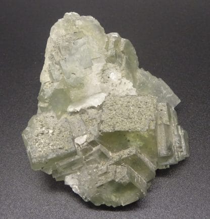 Fluorite verte, pyrite et quartz, filon blanc, Fontsante, Var.