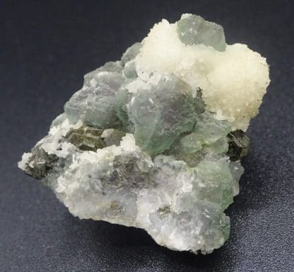 Pyrrhotine hexagonale sur Fluorite verte, Fontsante, Var.