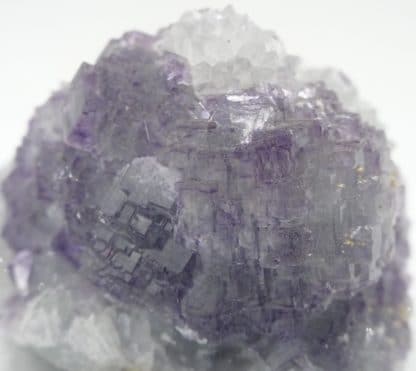 Fluorite violette à fantômes et quartz pyramidal, sud 3, Fontsante, Var.