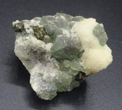 Pyrrhotine hexagonale sur Fluorite verte, Fontsante, Var.