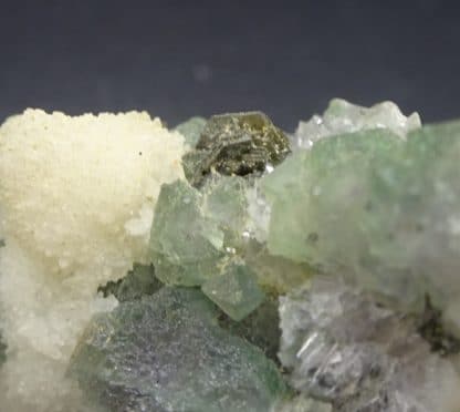 Pyrrhotine hexagonale sur Fluorite verte, Fontsante, Var.