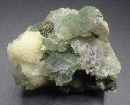 Pyrrhotine hexagonale sur Fluorite verte, Fontsante, Var.