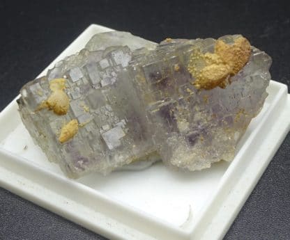 Fluorite à Fantômes et Calcite ferrifère, Fontsante, Var.