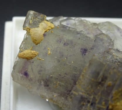 Fluorite à Fantômes et Calcite ferrifère, Fontsante, Var.