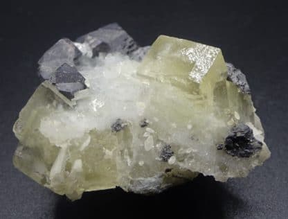 Galène octaédrique et Fluorite jaune, mine de Fontsante, Var.