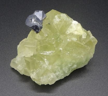 Galène maclée sur fluorite jaune, Fontsante, Var (83).