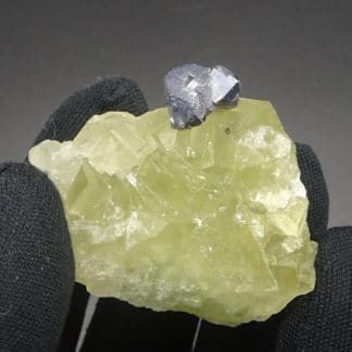 Galène maclée sur fluorite jaune, Fontsante, Var (83).