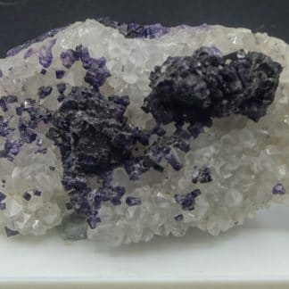 Fluorite violette sur Quartz, Saint-Augustin, Fontsante, Var.