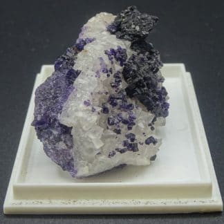 Fluorite violette "parquetée" sur Quartz, Saint-Augustin, Fontsante, Var.