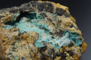 Aurichalcite, Chessy-Les-Mines, Rhône.