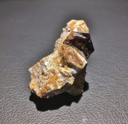 Rutile, Champion mine, Californie, Etats-Unis d'Amérique (USA).