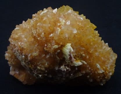 Quartz orangé, L’Argentolle, Saint-Prix, Saône-et-Loire (Morvan).