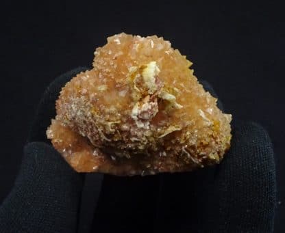 Quartz orangé, L’Argentolle, Saint-Prix, Saône-et-Loire (Morvan).