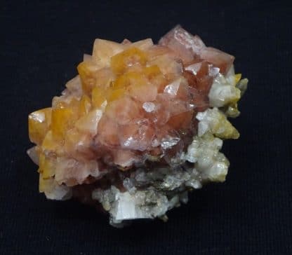 Quartz hématoïde et Calcite, L'Argentolle, Saône-et-Loire, Morvan.