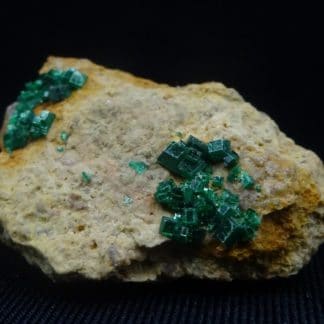 Torbernite, mine de Vénachat, Haute-Vienne, Limousin.