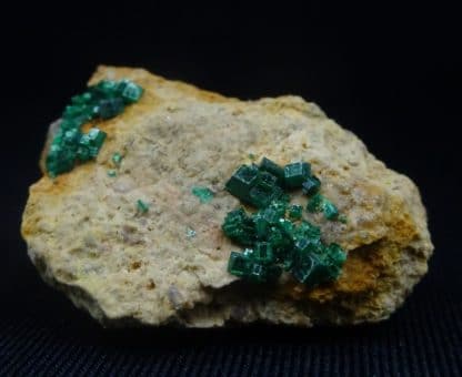 Torbernite, mine de Vénachat, Haute-Vienne, Limousin.