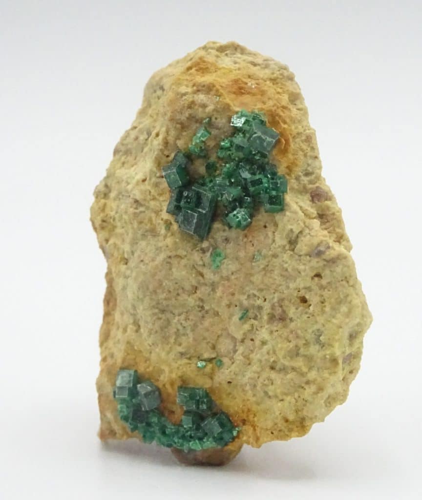 Torbernite, mine de Vénachat, Haute-Vienne, Limousin.